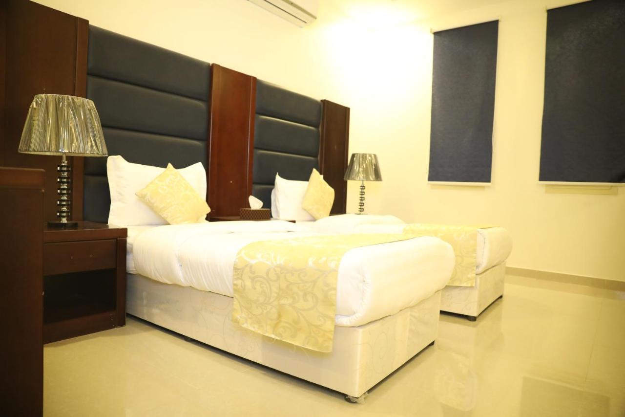 Quiet Rooms Suites 6 By Quiet Rooms Ar Riyad Esterno foto